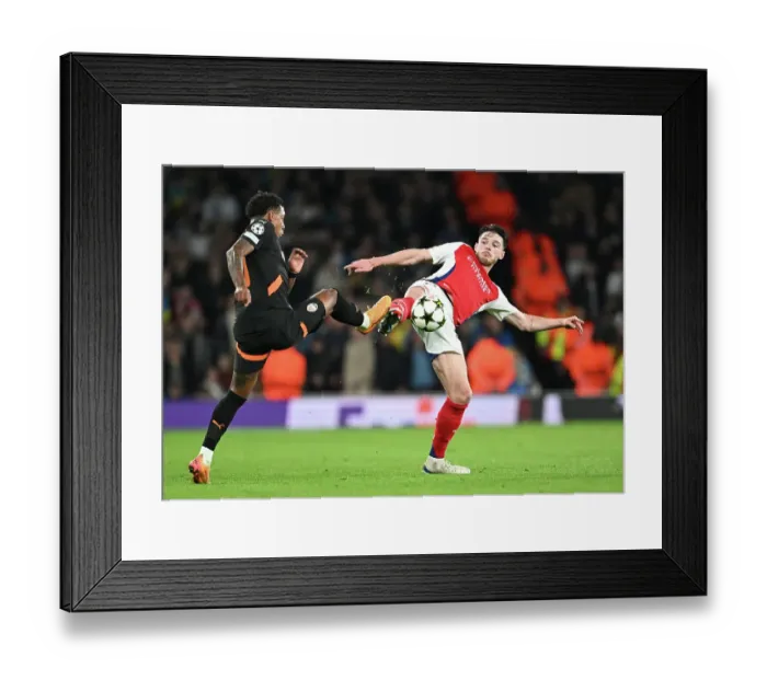 Framed Print : Arsenal FC v FC Shakhtar Donetsk - UEFA Champions League 2024 / 25 League Phase MD3