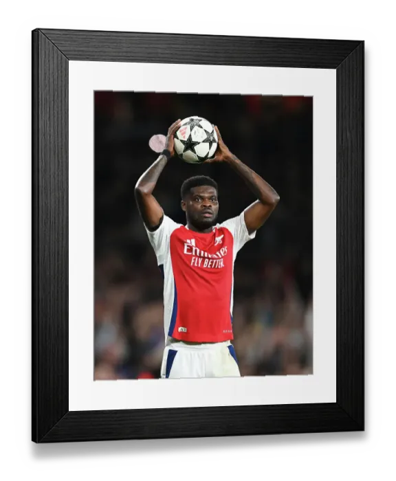 Framed Print : Arsenal FC v FC Shakhtar Donetsk - UEFA Champions League 2024 / 25 League Phase MD3