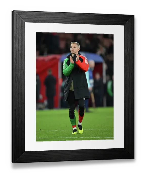 Framed Print : Arsenal FC v FC Shakhtar Donetsk - UEFA Champions League 2024 / 25 League Phase MD3