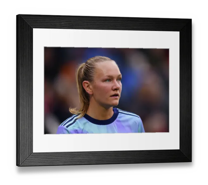 Framed Print : Manchester United v Arsenal - Barclays Women's Super League Framed Print : Manchester United v Arsenal - Barclays Women's Super League