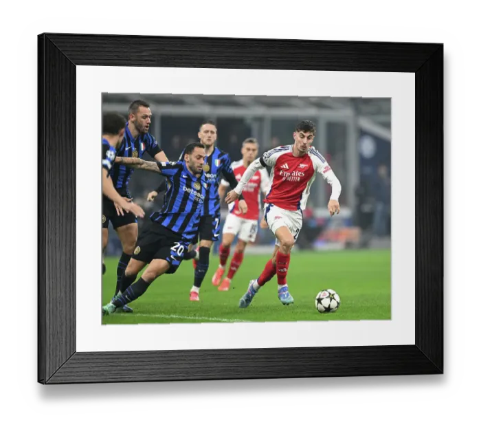 Framed Print : FC Internazionale Milano v Arsenal FC - UEFA Champions League 2024 / 25 League Phase MD4 Framed Print : FC Internazionale Milano v Arsenal FC - UEFA Champions League 2024 / 25 League Phase MD4