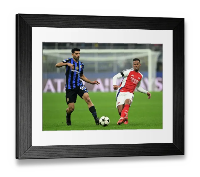 Framed Print : FC Internazionale Milano v Arsenal FC - UEFA Champions League 2024 / 25 League Phase MD4 Framed Print : FC Internazionale Milano v Arsenal FC - UEFA Champions League 2024 / 25 League Phase MD4