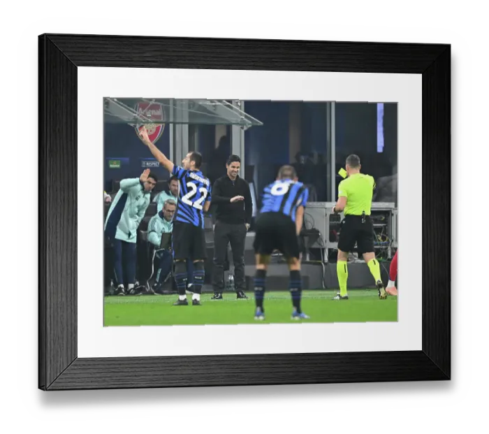 Framed Print : FC Internazionale Milano v Arsenal FC - UEFA Champions League 2024 / 25 League Phase MD4 Framed Print : FC Internazionale Milano v Arsenal FC - UEFA Champions League 2024 / 25 League Phase MD4