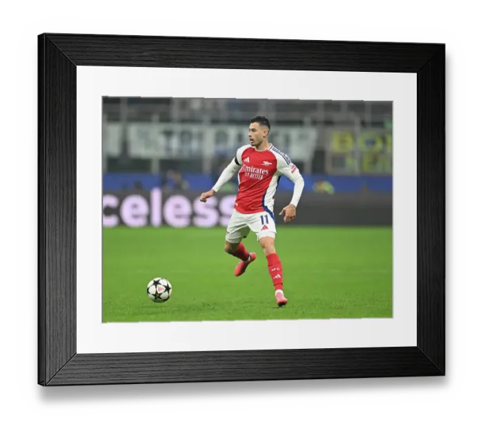 Framed Print : FC Internazionale Milano v Arsenal FC - UEFA Champions League 2024 / 25 League Phase MD4