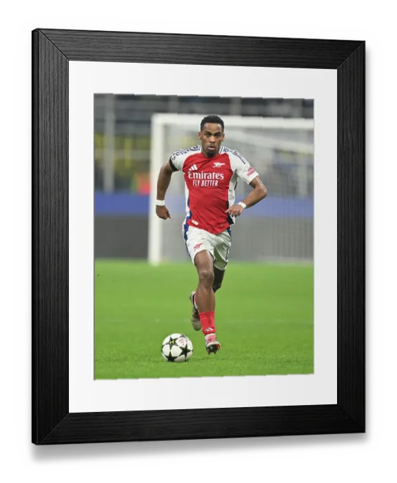 Framed Print : FC Internazionale Milano v Arsenal FC - UEFA Champions League 2024 / 25 League Phase MD4 Framed Print : FC Internazionale Milano v Arsenal FC - UEFA Champions League 2024 / 25 League Phase MD4