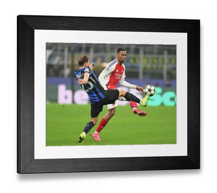 Framed Print : FC Internazionale Milano v Arsenal FC - UEFA Champions League 2024 / 25 League Phase MD4
