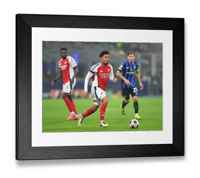 Framed Print : FC Internazionale Milano v Arsenal FC - UEFA Champions League 2024 / 25 League Phase MD4 Framed Print : FC Internazionale Milano v Arsenal FC - UEFA Champions League 2024 / 25 League Phase MD4