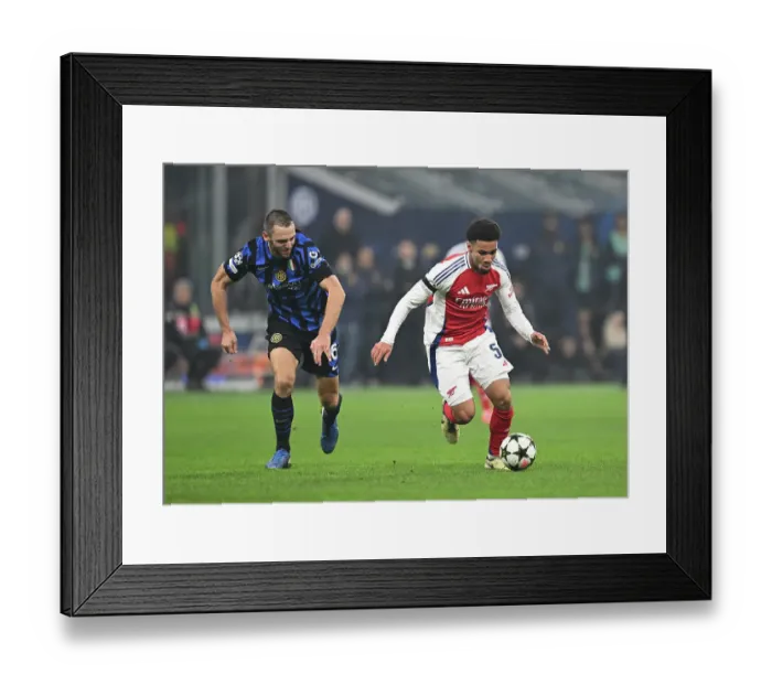 Framed Print : FC Internazionale Milano v Arsenal FC - UEFA Champions League 2024 / 25 League Phase MD4 Framed Print : FC Internazionale Milano v Arsenal FC - UEFA Champions League 2024 / 25 League Phase MD4
