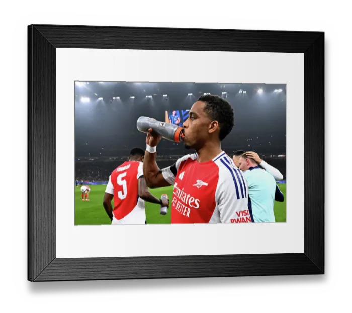 Framed Print : FC Internazionale Milano v Arsenal FC - UEFA Champions League 2024 / 25 League Phase MD4