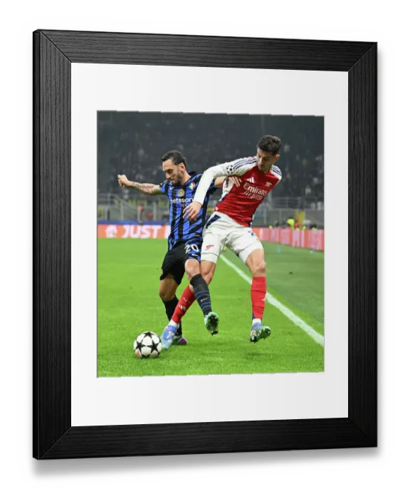 Framed Print : FC Internazionale Milano v Arsenal FC - UEFA Champions League 2024 / 25 League Phase MD4 Framed Print : FC Internazionale Milano v Arsenal FC - UEFA Champions League 2024 / 25 League Phase MD4