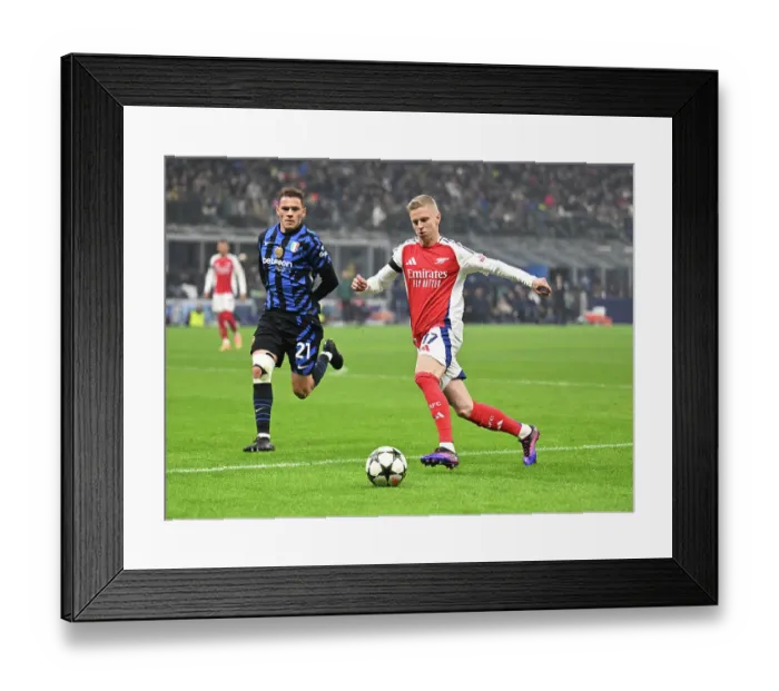 Framed Print : FC Internazionale Milano v Arsenal FC - UEFA Champions League 2024 / 25 League Phase MD4