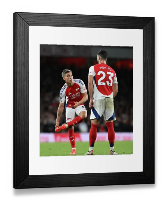 Framed Print : Arsenal FC v Liverpool FC - Premier League Framed Print : Arsenal FC v Liverpool FC - Premier League