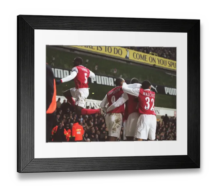 Framed Print : Julio Baptista celebrates scoring his and Arsenals 2nd goal with Theo Walcott Framed Print : Julio Baptista celebrates scoring his and Arsenals 2nd goal with Theo Walcott