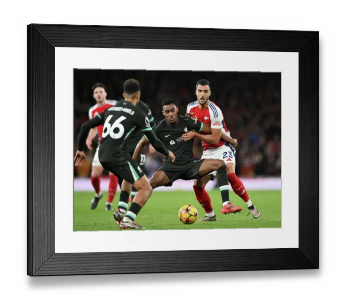 Framed Print : Arsenal FC v Liverpool FC - Premier League Framed Print : Arsenal FC v Liverpool FC - Premier League