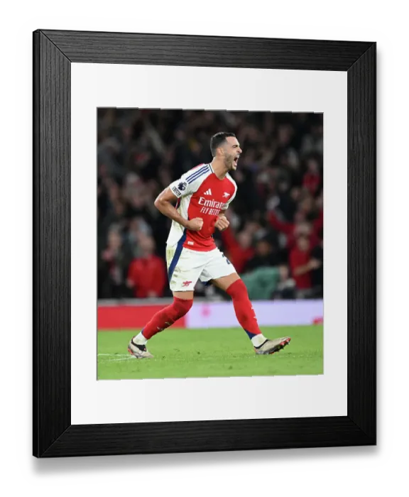 Framed Print : Arsenal FC v Liverpool FC - Premier League