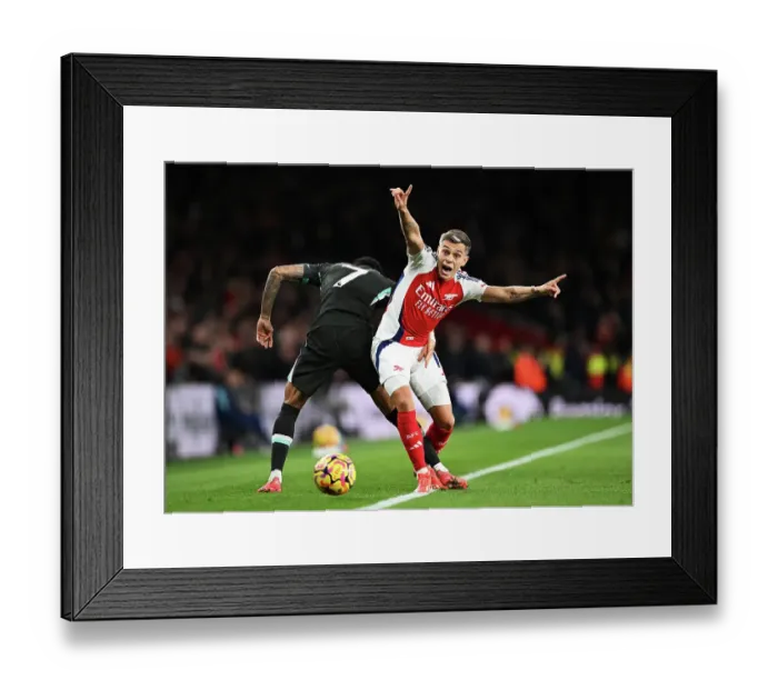 Framed Print : Arsenal FC v Liverpool FC - Premier League Framed Print : Arsenal FC v Liverpool FC - Premier League