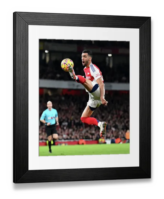 Framed Print : Arsenal FC v Liverpool FC - Premier League