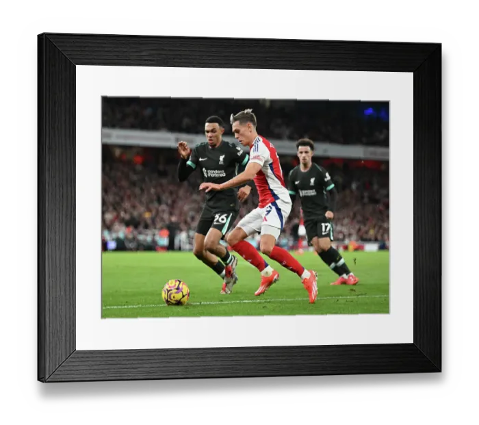 Framed Print : Arsenal FC v Liverpool FC - Premier League Framed Print : Arsenal FC v Liverpool FC - Premier League