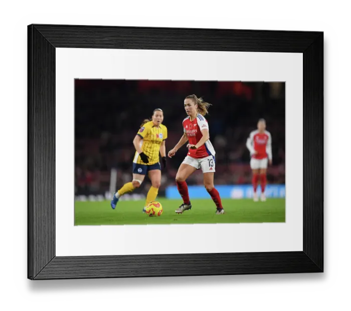 Framed Print : Arsenal v Brighton & Hove Albion - Barclays Women's Super League Arsenal v Brighton & Hove Albion - Barclays Women's Super League Framed Print : Arsenal v Brighton & Hove Albion - Barclays Women's Super League Arsenal v Brighton & Hove Albion - Barclays Women's Super League