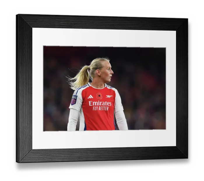 Framed Print : Arsenal v Brighton & Hove Albion - Barclays Women's Super League Arsenal v Brighton & Hove Albion - Barclays Women's Super League