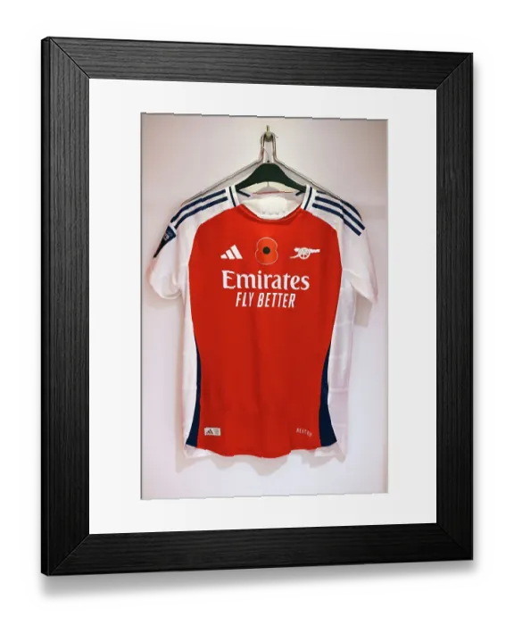 Framed Print : Arsenal v Brighton & Hove Albion - Barclays Women's Super League Arsenal v Brighton & Hove Albion - Barclays Women's Super League Framed Print : Arsenal v Brighton & Hove Albion - Barclays Women's Super League Arsenal v Brighton & Hove Albion - Barclays Women's Super League