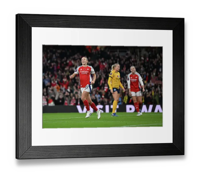 Framed Print : Arsenal v Brighton & Hove Albion - Barclays Women's Super League Arsenal v Brighton & Hove Albion - Barclays Women's Super League Framed Print : Arsenal v Brighton & Hove Albion - Barclays Women's Super League Arsenal v Brighton & Hove Albion - Barclays Women's Super League