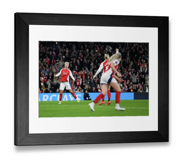 Framed Print : Arsenal v Brighton & Hove Albion - Barclays Women's Super League Arsenal v Brighton & Hove Albion - Barclays Women's Super League Framed Print : Arsenal v Brighton & Hove Albion - Barclays Women's Super League Arsenal v Brighton & Hove Albion - Barclays Women's Super League