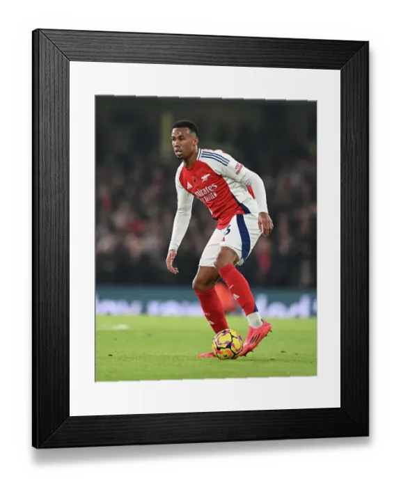 Framed Print : Chelsea FC v Arsenal FC - Premier League