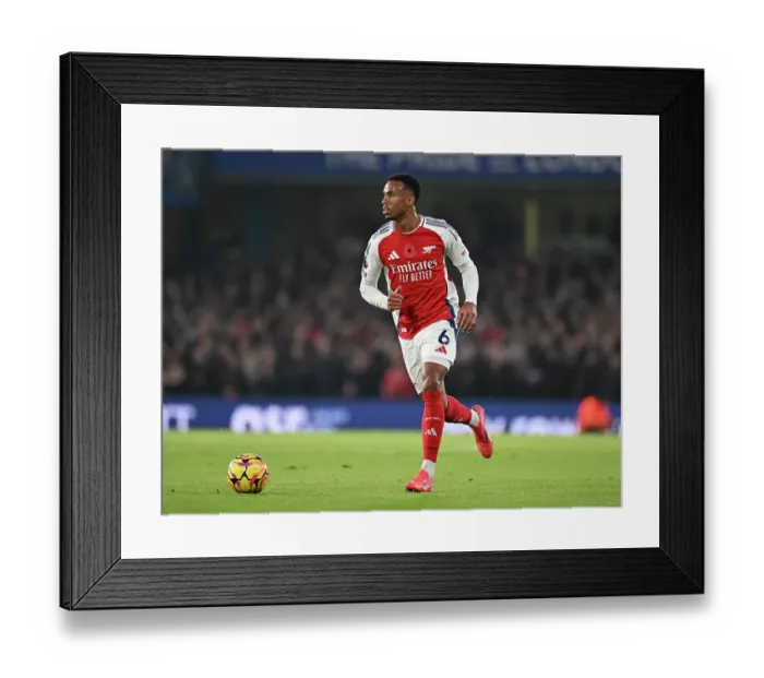 Framed Print : Chelsea FC v Arsenal FC - Premier League