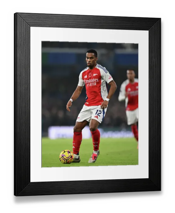 Framed Print : Chelsea FC v Arsenal FC - Premier League