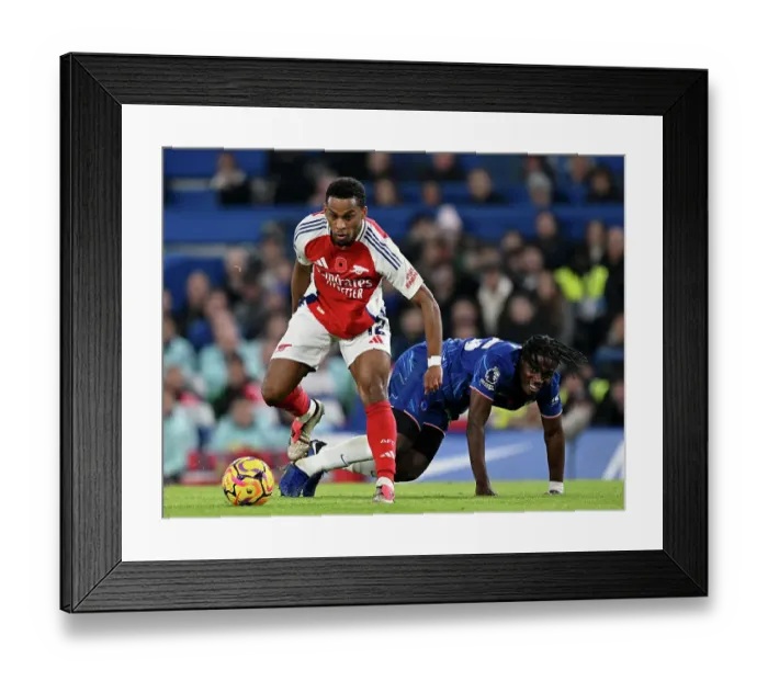 Framed Print : Chelsea FC v Arsenal FC - Premier League