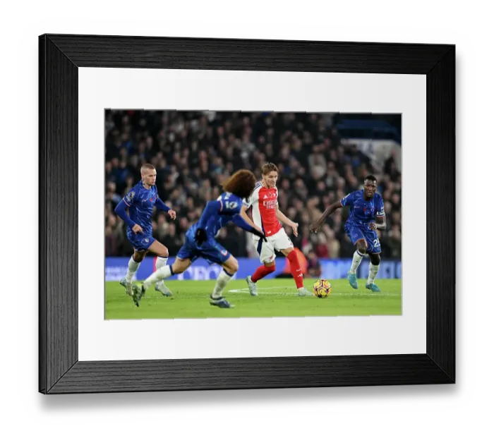 Framed Print : Chelsea FC v Arsenal FC - Premier League