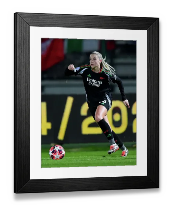 Framed Print : Juventus FC v Arsenal FC - UEFA Women's Champions League 2024 / 25 Group Stage MD3