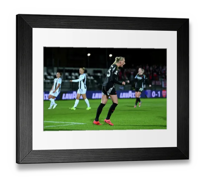 Framed Print : Juventus FC v Arsenal FC - UEFA Women's Champions League 2024 / 25 Group Stage MD3