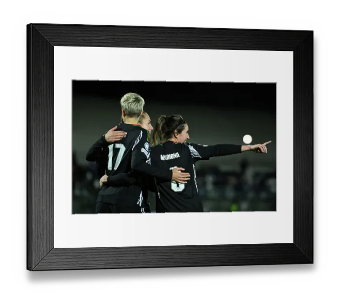 Framed Print : Juventus FC v Arsenal FC - UEFA Women's Champions League 2024 / 25 Group Stage MD3