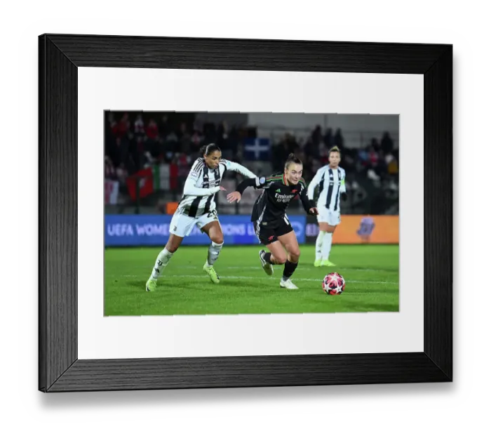 Framed Print : Juventus FC v Arsenal FC - UEFA Women's Champions League 2024 / 25 Group Stage MD3 Framed Print : Juventus FC v Arsenal FC - UEFA Women's Champions League 2024 / 25 Group Stage MD3