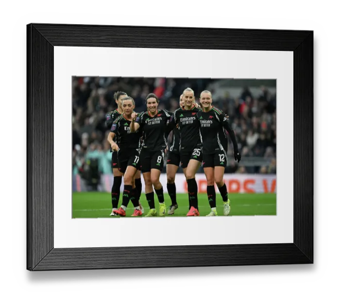 Framed Print : Tottenham Hotspur v Arsenal - Barclays Women's Super League