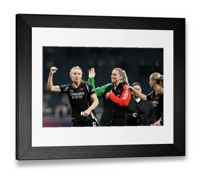 Framed Print : Tottenham Hotspur v Arsenal - Barclays Women's Super League
