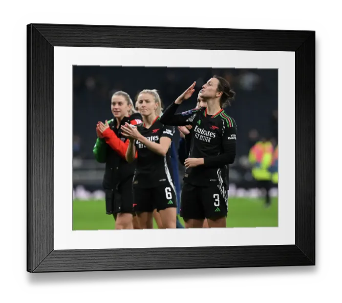 Framed Print : Tottenham Hotspur v Arsenal - Barclays Women's Super League