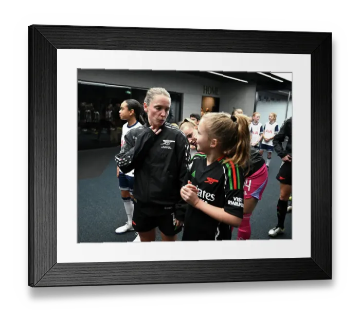 Framed Print : Tottenham Hotspur v Arsenal - Barclays Women's Super League Framed Print : Tottenham Hotspur v Arsenal - Barclays Women's Super League