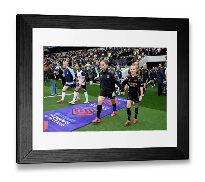 Framed Print : Tottenham Hotspur v Arsenal - Barclays Women's Super League