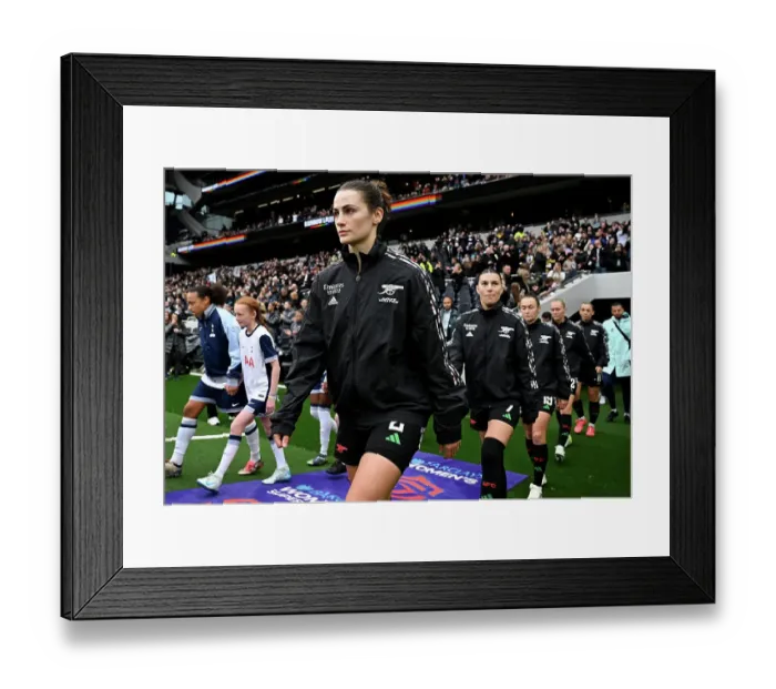 Framed Print : Tottenham Hotspur v Arsenal - Barclays Women's Super League Framed Print : Tottenham Hotspur v Arsenal - Barclays Women's Super League