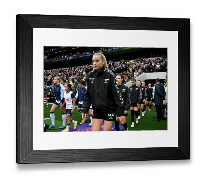 Framed Print : Tottenham Hotspur v Arsenal - Barclays Women's Super League
