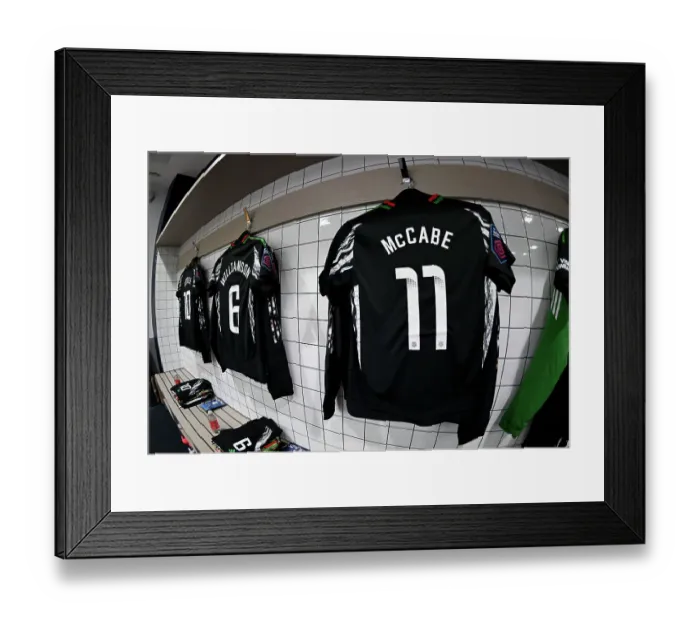 Framed Print : Tottenham Hotspur v Arsenal - Barclays Women's Super League