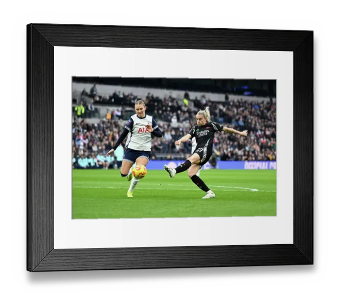 Framed Print : Tottenham Hotspur v Arsenal - Barclays Women's Super League