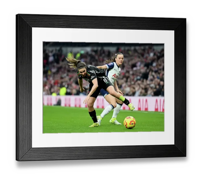 Framed Print : Tottenham Hotspur v Arsenal - Barclays Women's Super League