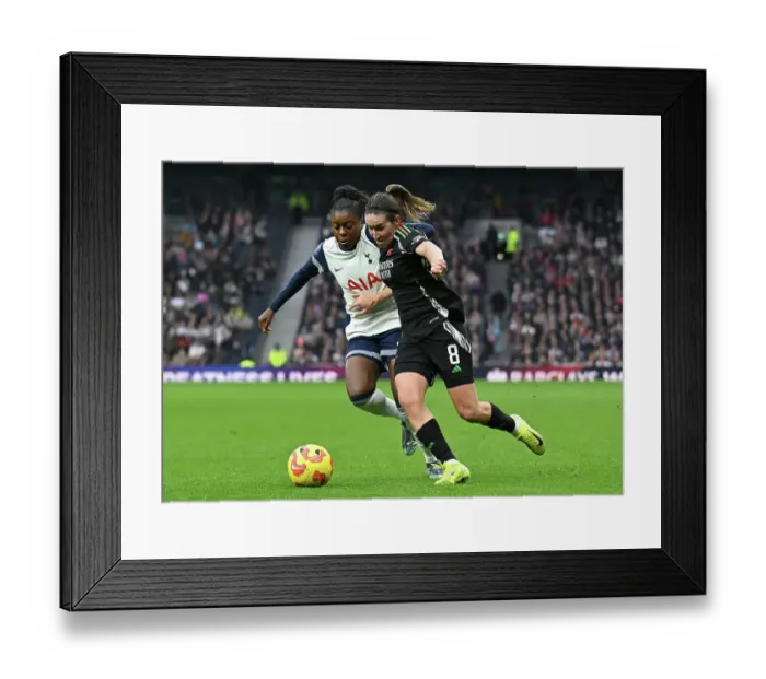 Framed Print : Tottenham Hotspur v Arsenal - Barclays Women's Super League