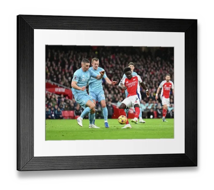Framed Print : Arsenal FC v Nottingham Forest FC - Premier League Framed Print : Arsenal FC v Nottingham Forest FC - Premier League