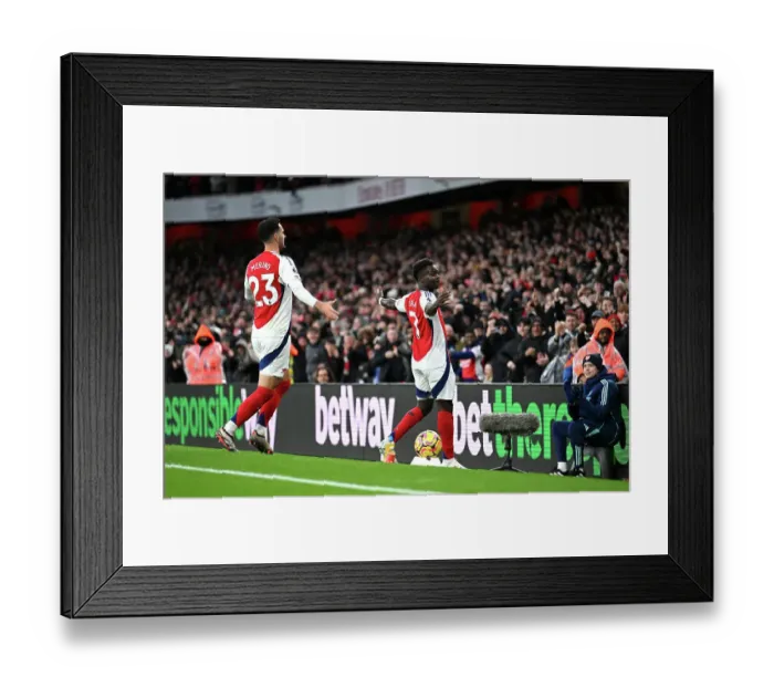 Framed Print : Arsenal FC v Nottingham Forest FC - Premier League Framed Print : Arsenal FC v Nottingham Forest FC - Premier League