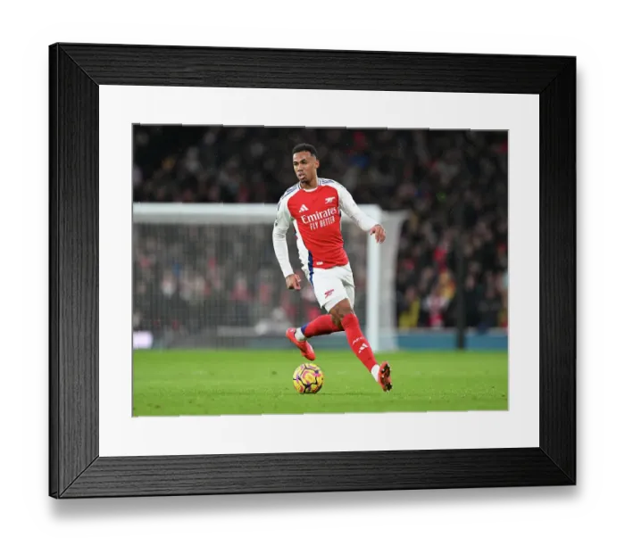 Framed Print : Arsenal FC v Nottingham Forest FC - Premier League